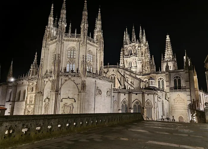 Apartmán Cathedral And Plaza- Vut-09942 *