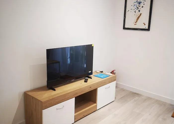 Cathedral And Plaza- Vut-09942 Burgos